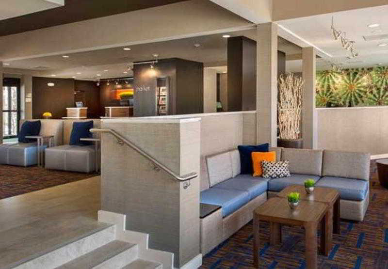 Courtyard Dallas Addison Midway Eksteriør bilde