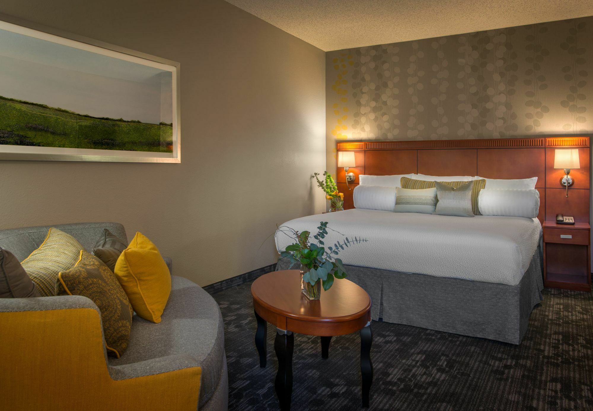 Courtyard Dallas Addison Midway Eksteriør bilde
